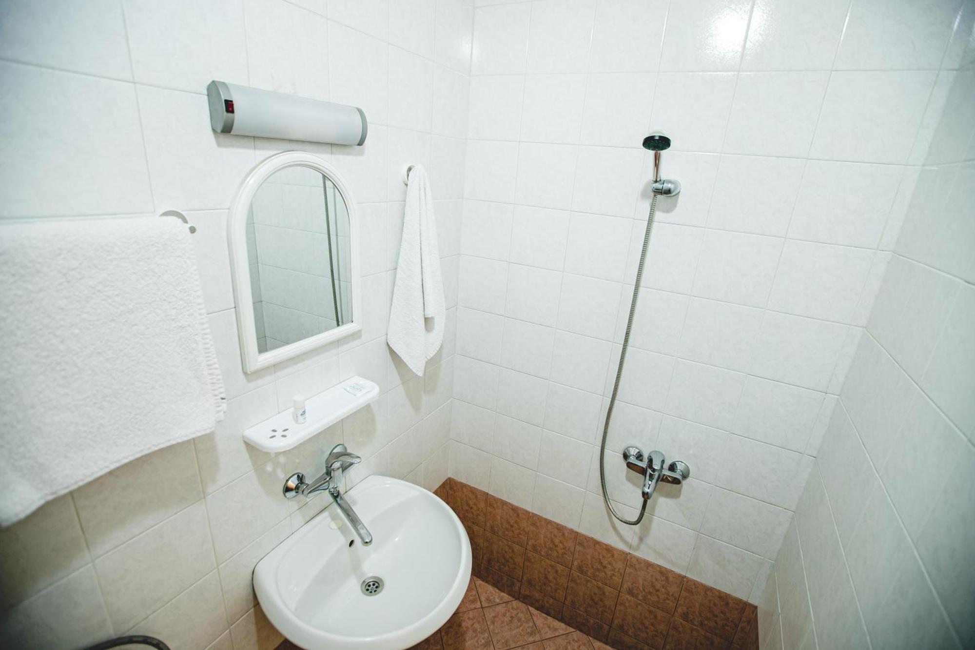 Rodopi Hotel Haskovo Eksteriør bilde