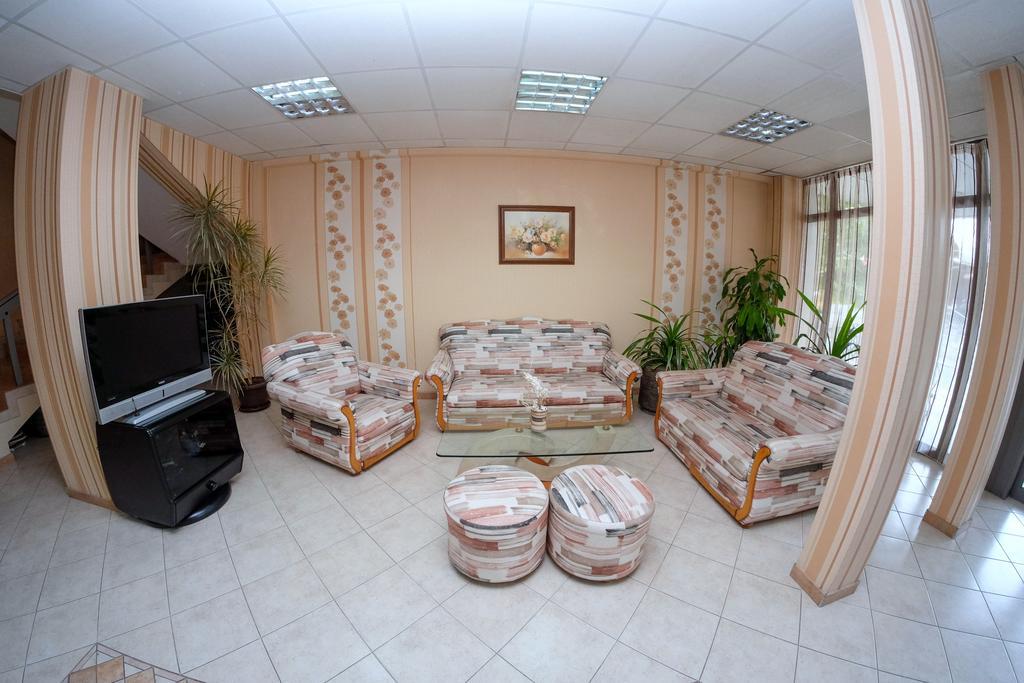 Rodopi Hotel Haskovo Eksteriør bilde