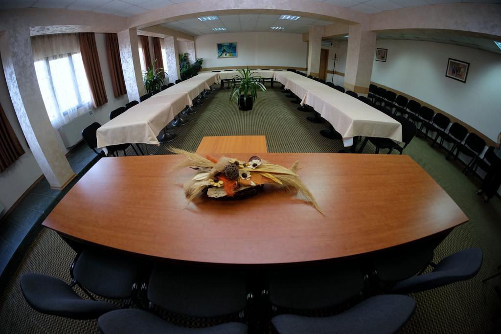 Rodopi Hotel Haskovo Eksteriør bilde