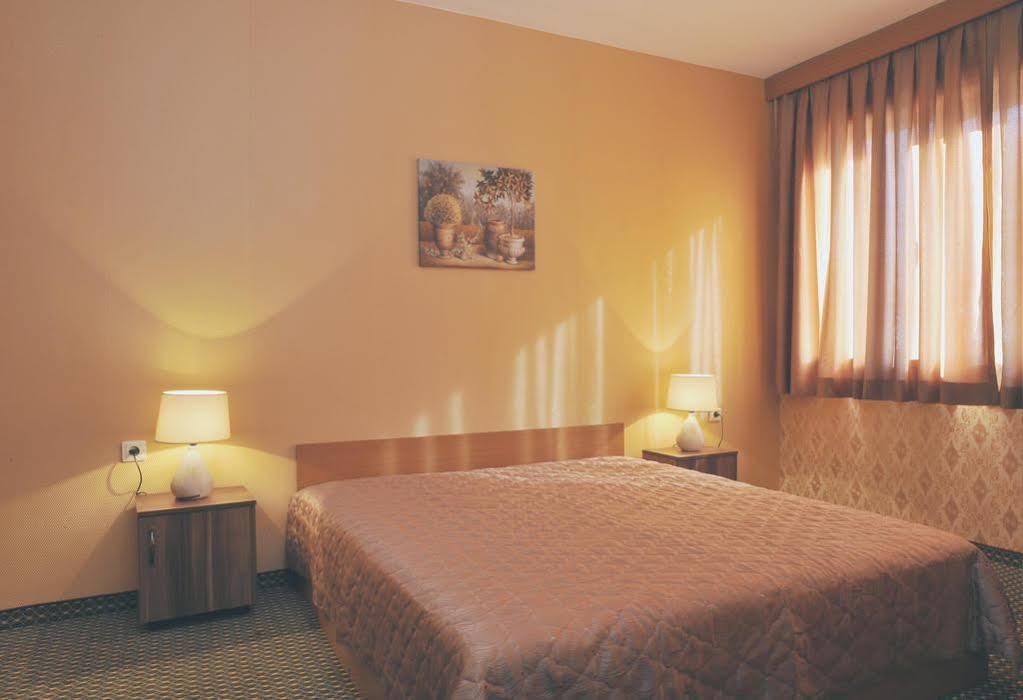 Rodopi Hotel Haskovo Eksteriør bilde